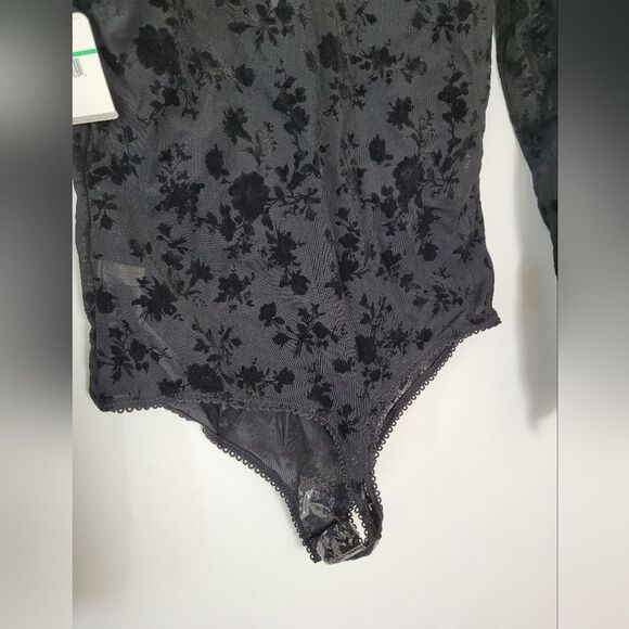 NEW Intimately Free People Bodysuit Black Lace Babes In Bandeaus Size Large - Picture 12 of 12